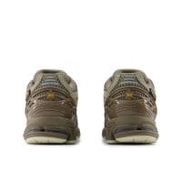 کتونی نیو بالانس New Balance 1906R اورجینال