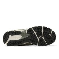 کتونی نیو بالانس New Balance 2002R اورجینال