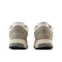 کتونی نیو بالانس New Balance 2002R اورجینال