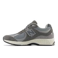 کتونی نیو بالانس New Balance 2002R اورجینال