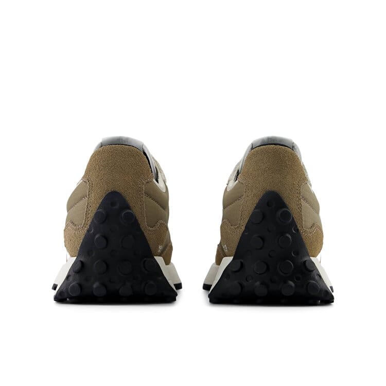کتونی نیو بالانس New Balance 327  اورجینال_68b3b2055423f.jpeg کتونی نیو بالانس New Balance 327  اورجینال