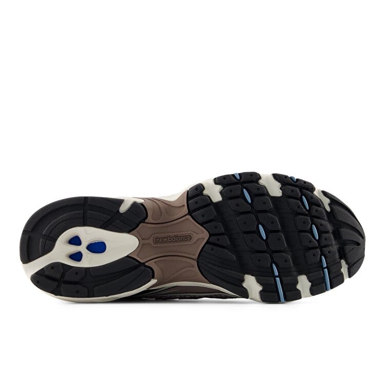 کتونی نیو بالانس New Balance 740 اورجینال_68b32d3f01531.jpeg کتونی نیو بالانس New Balance 740 اورجینال