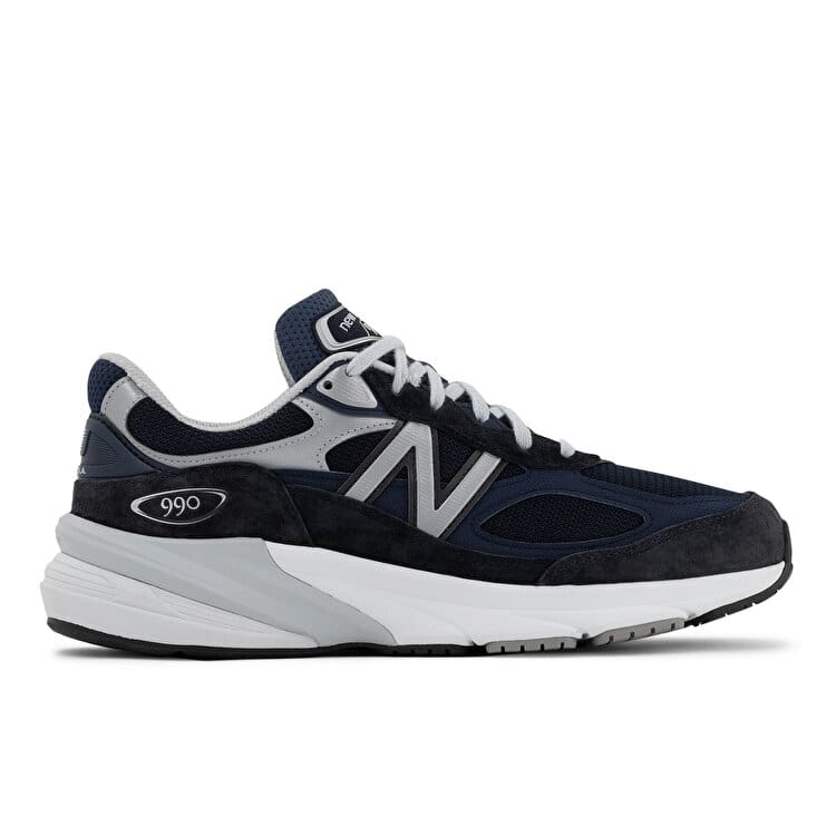 کتونی نیو بالانس New Balance 990 اورجینال_68b32f17bf477.jpeg کتونی نیو بالانس New Balance 990 اورجینال