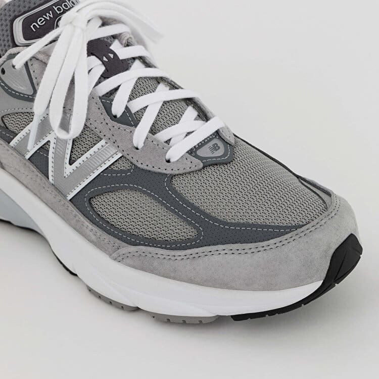کتونی نیو بالانس New Balance 990  اورجینال_68b3a2f61342b.jpeg کتونی نیو بالانس New Balance 990  اورجینال