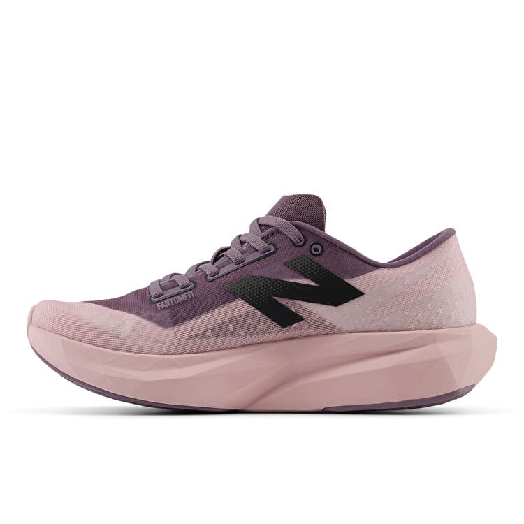 کتونی نیو بالانس New Balance FuelCell Rebel V4 اورجینال_68b3caf9ab68d.jpeg کتونی نیو بالانس New Balance FuelCell Rebel V4 اورجینال