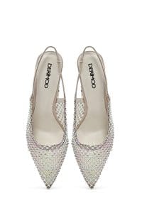 کفش زنانه بژ چرم نگین‌دار پاشنه نازک پشت باز دری مد