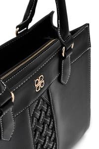 کیف زنانه دستی بند بلند مشکی طرح‌دار دری مد