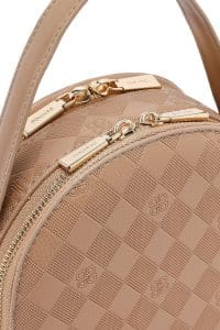 کیف زنانه مینی دستی عسلی بند بلند چاپ‌دار دری مد