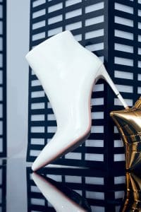 بوت چرمی پاشنه نازک زیپ دار سفید زنانه دری مد