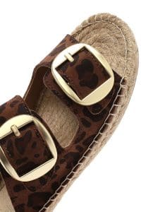 دمپایی اسپرت زنانه چرم جیر پلنگی سگک‌دار دری مد