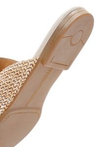 دمپایی زنانه چرمی حصیری بژ با جزئیات سگک دری مد