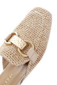 دمپایی زنانه چرمی حصیری بژ با جزئیات سگک دری مد