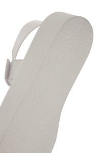 صندل زنانه سفید با زیره ضخیم دری مد