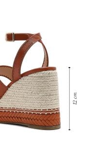 صندل زنانه قهوه‌ای بنددار پاشنه لژ کنفی دری مد