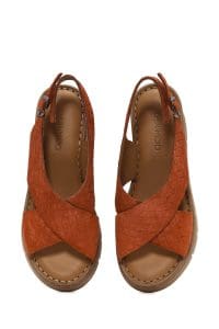 صندل زنانه قهوه‌ای روشن جیر لژدار بنددار راحتی دری مد