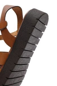 صندل زنانه قهوه‌ای روشن چرم بنددار دری مد