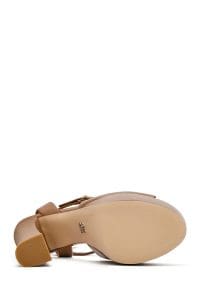 صندل زنانه قهوه‌ای روشن چرم بنددار پلتفرم پاشنه‌ضخیم بلند دری مد