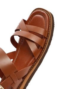 صندل زنانه قهوه‌ای چرم بنددار دری مد