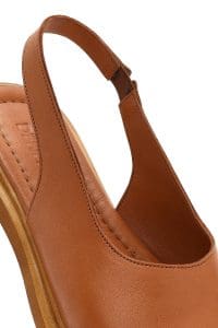 صندل زنانه قهوه‌ای چرم دری مد