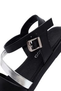 صندل زنانه مشکی چرم بنددار دری مد