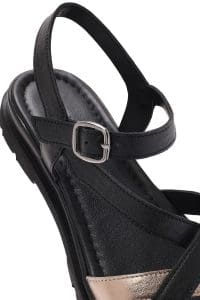 صندل زنانه مشکی چرم بنددار دری مد