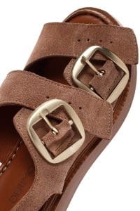 صندل زنانه پودری کفی ضخیم سگک‌دار جیر چرمی راحتی دری مد