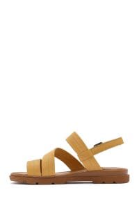 صندل زنانه چرمی زرد سگک‌دار دری مد