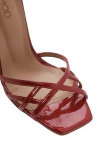 صندل زنانه چرمی قرمز ورنی با پاشنه بلند نازک و بنددار دری مد