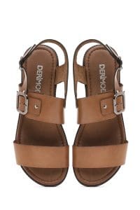 صندل زنانه چرمی قهوه‌ای روشن سگک‌دار مدل بدروم دری مد