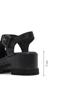 صندل زنانه چرمی مشکی بندی با زیره ضخیم دری مد