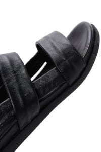 صندل زنانه چرمی مشکی ساده دری مد