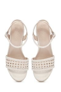 صندل زنانه کرم بافت‌دار بنددار لژدار اسپادریل دری مد