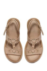 صندل زنانه کرم چرم بنددار تخت ضخیم راحتی دری مد