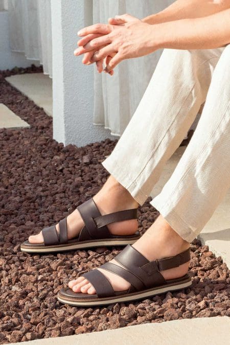 صندل مردانه چرمی قهوه‌ای بندی دری مد