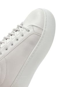 کتونی زنانه سفید بنددار با زیره ضخیم دری مد