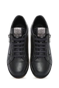 کتونی زنانه سیاه با بند چرم دری مد