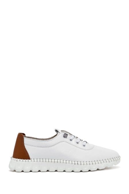 کتونی زنانه چرم سفید بنددار دری مد