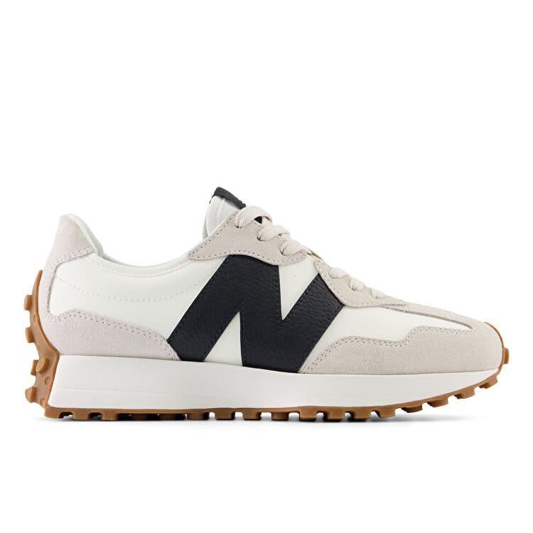 کتونی نیو بالانس New Balance 327 اورجینال_68b8cad648299.jpeg کتونی نیو بالانس New Balance 327 اورجینال