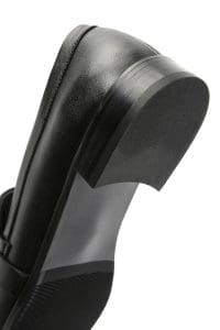 کفش لوفر زنانه چرم مشکی سگک‌دار دری مد