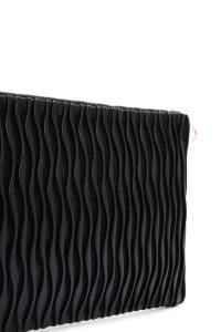 کیف دستی زنانه چرم مشکی بند بلند طرح‌دار دری مد