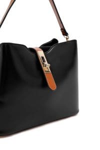 کیف زنانه دستی کلاسیک مشکی بند بلند دری مد