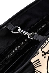 کیف زنانه پارچه‌ای دوشی مشکی طرح‌دار بند بلند Kastamonu دری مد