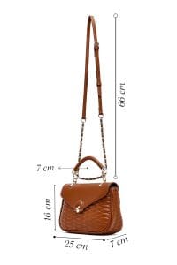 کیف کراس بادی زنانه چرم قهوه‌ای بند بلند طرح‌دار دری مد