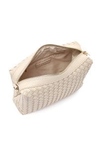 کیف کراس بادی زنانه چرم کرم بافت‌دار دری مد