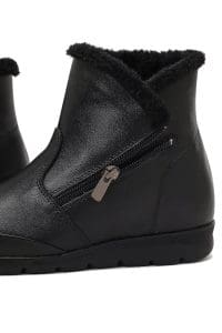 بوت راحتی زنانه چرم مشکی زیپ‌دار دری مد