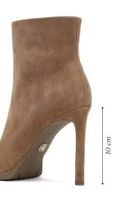 بوت زنانه جیر بژ زیپ‌دار پاشنه‌بلند نازک دری مد