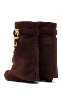 بوت زنانه جیر قهوه‌ای پاشنه‌لژدار دری مد