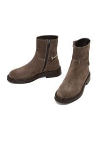 بوت زنانه جیر ویزون زیپ‌دار سگک‌دار دری مد