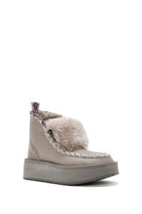 بوت زنانه خاکستری چرمی لژدار و خزدار دری مد