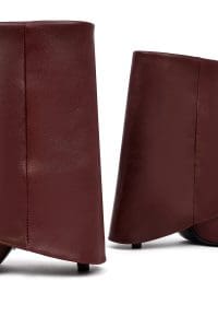 بوت زنانه زرشکی چرمی پاشنه نازک دری مد